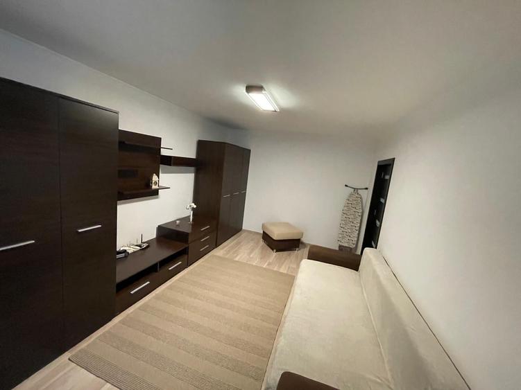 Tineretului, garsoniera, LOC PARCARE, 7 min metrou, bloc anvelopat