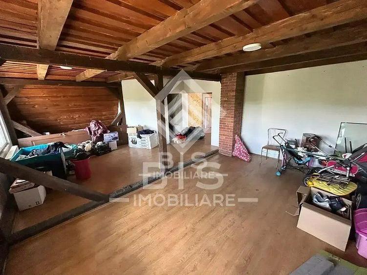 Casa spatioasa pe 3 nivele - Sigmir