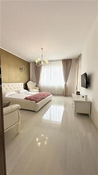 Apartament 4 Camere 135 MP, cu Vedere Superba la Mare si la Lac, Zona Phoenicia