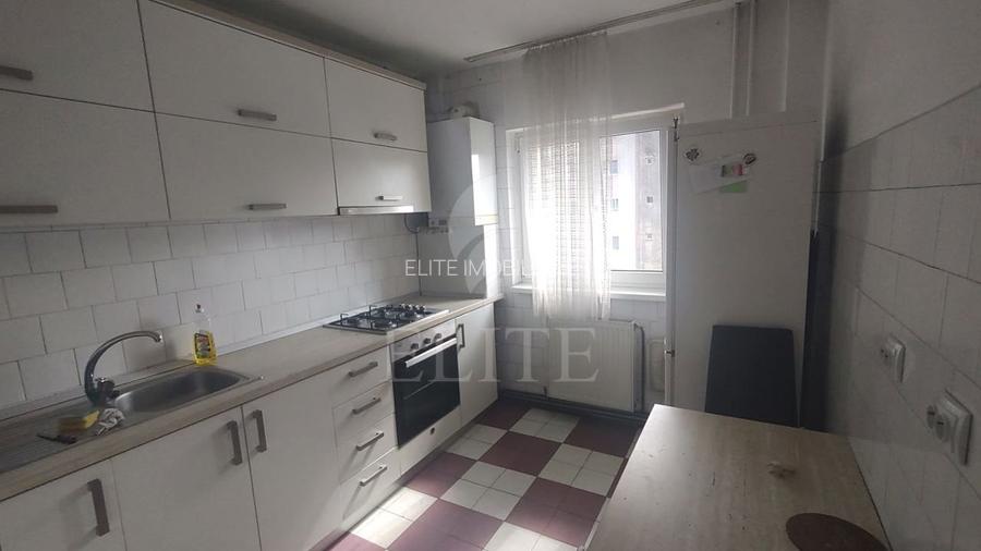 Apartament 2 camere în zona STRAZII AUREL VLAICU