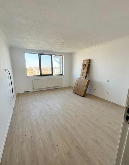 Apartament cu 5 camere, scara interioara, 4 bai, finisaje moderne