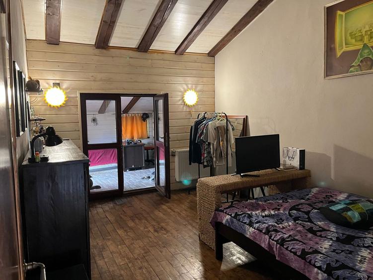 Vila cu piscina -7 camere - Ghermănești