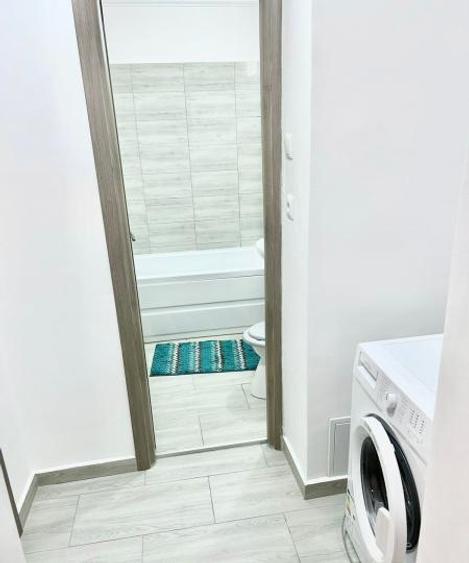 Apartament 3 camere 2 bai bloc 1978 reabilitat zona Drumul Taberei