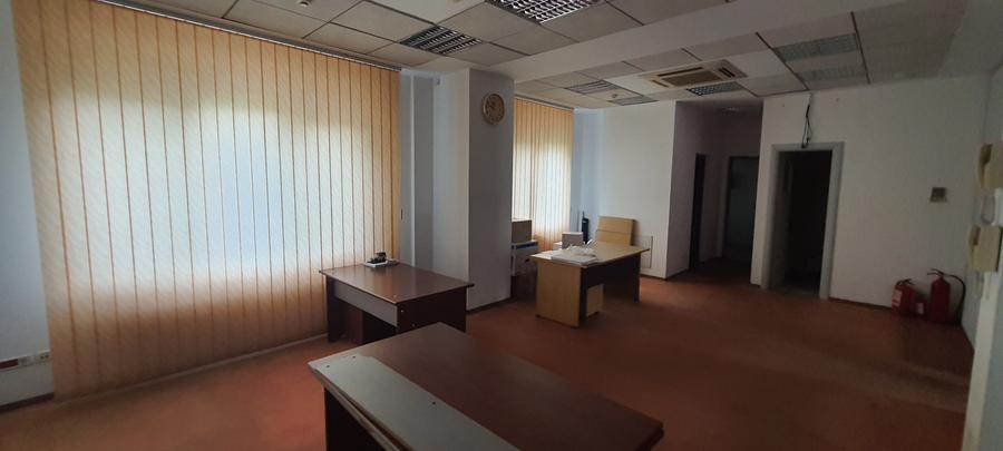 Spatiu comercial de vanzare