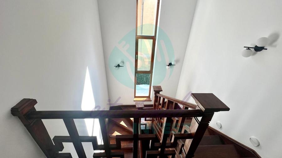 Vilă elegantă în Cotroceni | 320 mp | renovată integral | ideală sediu firmă