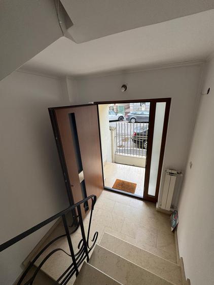 Inchiriere apartament duplex 2+3 retras in vila 2002 Cotroceni metrou Eroilor