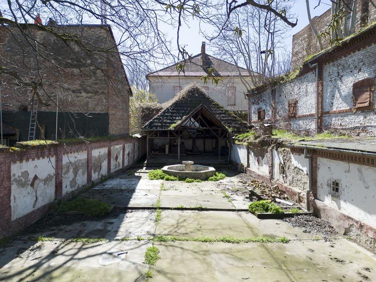 Teren ultracentral 1200mp