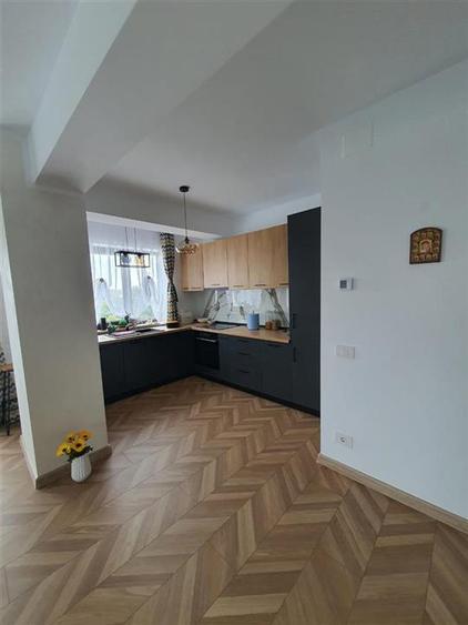 RECO apartament 3 camere cu loc de parcare privat de inchiriat, Decebal, Oradea