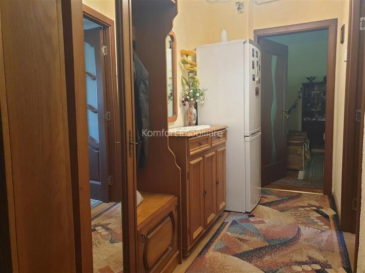 Apartament 2 camere decomandate cartier Cremenea - 9