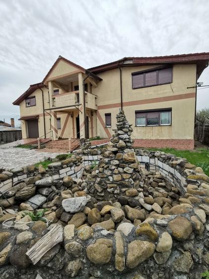 Casa 6 camere Urechesti-Vrancea constructie 2008