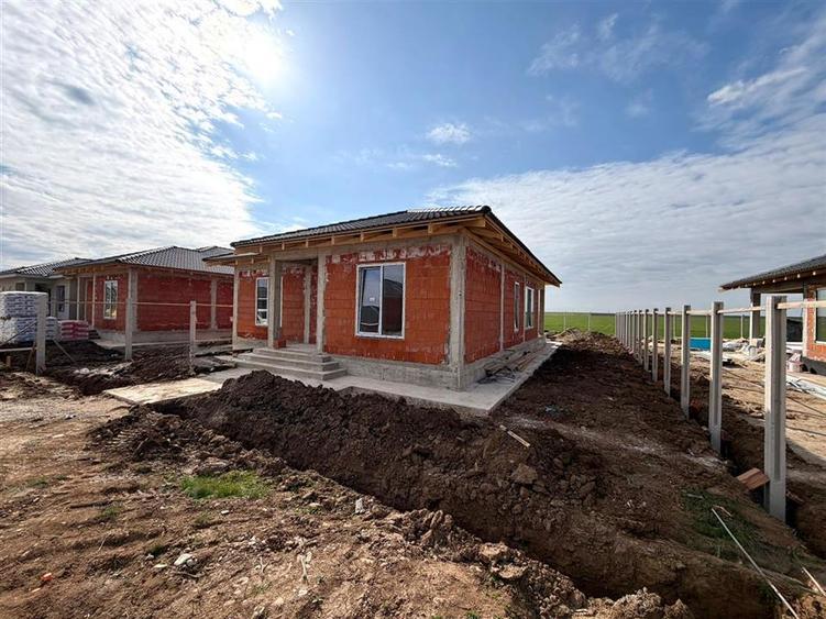 CASA PLAN PARTER | SANTANDREI | ORADEA | TEREN 500 MP