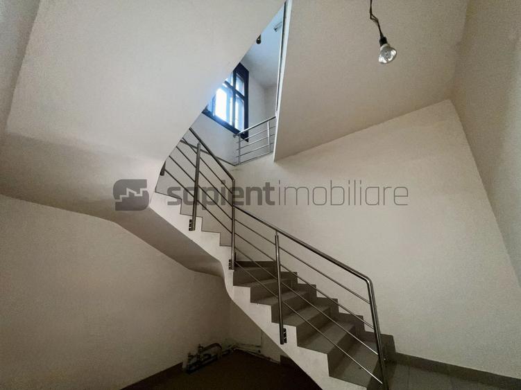 Spațiu comercial / birou ultracentral - Piața Ferdinand, Oradea