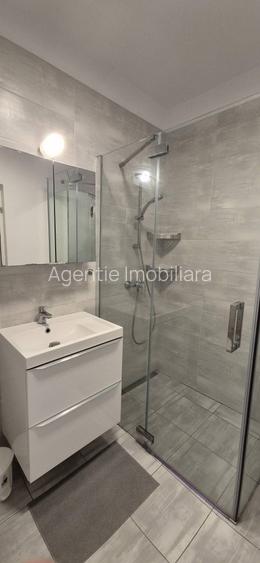 2 camere bloc nou -Loc parcare vedere superbă - 3