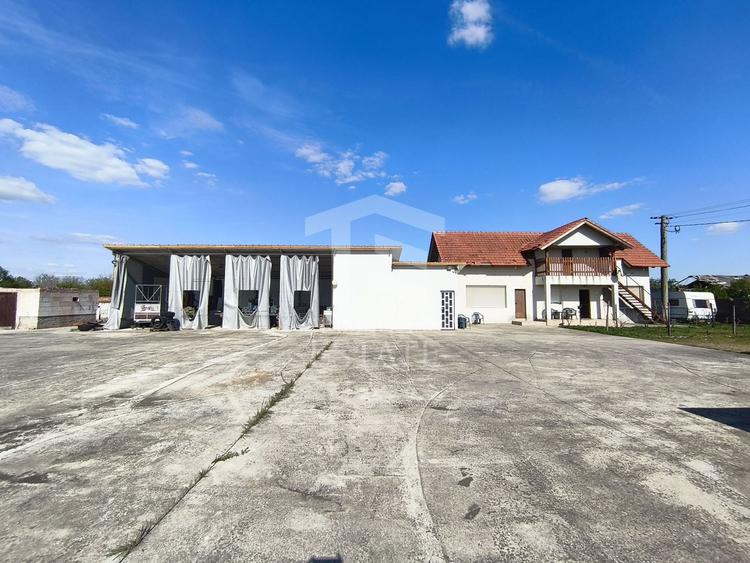 Casa cu 4 camere cu teren de 14,340 mp + platforma de beton cu hala
