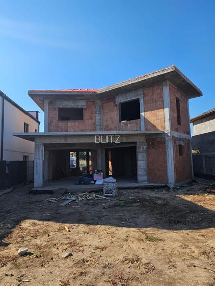 Casă de vânzare, 143 mp, teren 712 mp, zona Cârcea - 6