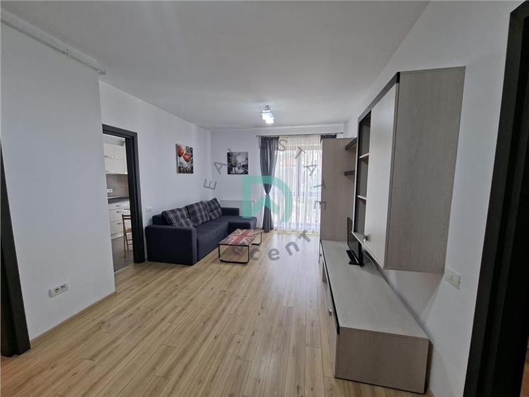 Central, nou, 2 camere cu parcare subterana