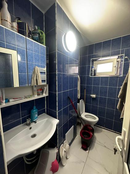 Apartament cu 2 camere, zona Alexandru cel Bun