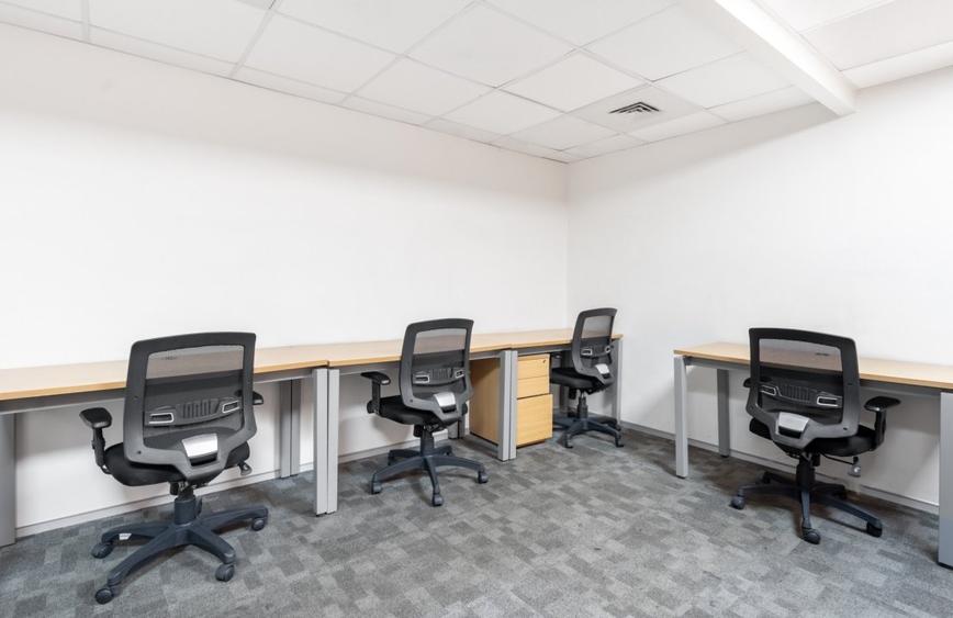 Alăturați-vă unui mediu de co-working cooperativ în Regus Primavera