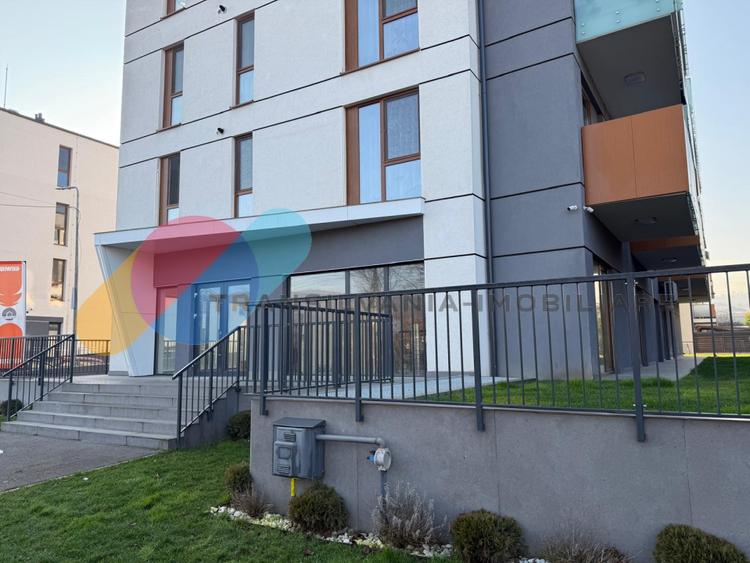 Spațiu comercial de închiriat – Borhanci | 83 mp | Vitrină stradală