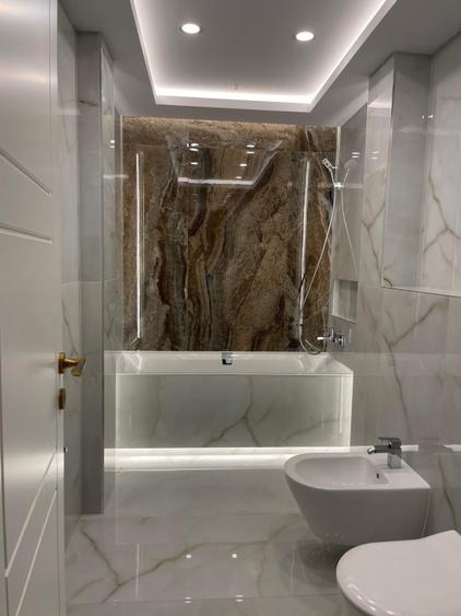 Apartament de lux, 200 mp, etaj intermediar, Radauti