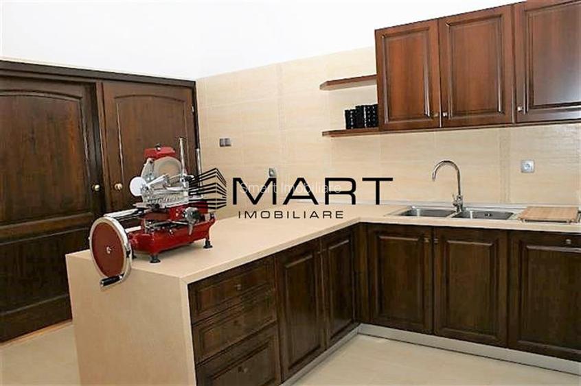 Pensiune 12 camere teren 200mp Valea Lotrioarei - 20
