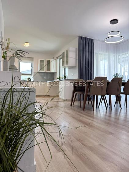 Corbeanca Luxury Home - 14