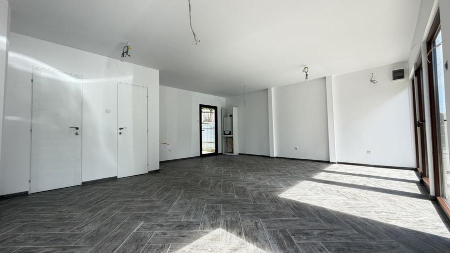Inchiriere Spațiu Comercial 36 mp - Str. Corneliu Coposu - Carei