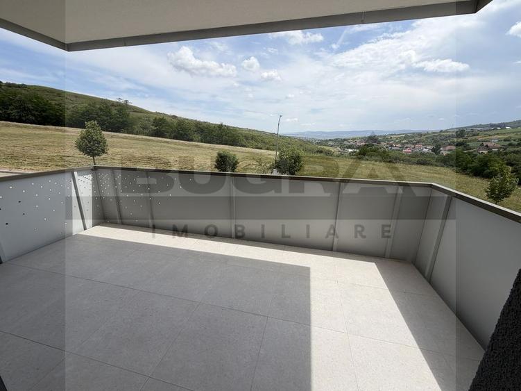 Apartament 3 camere, 2 bai, 75 mp+ terasa, etaj intermediar, zona Iris