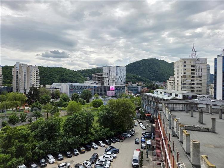 3 Apartamente de vanzare Centrul Civic pretabile birouri