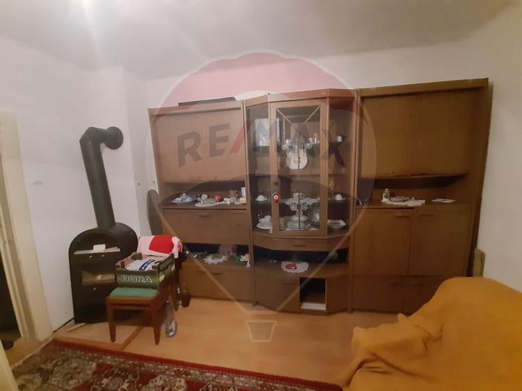 Casă / Vilă cu 2 camere de vânzare