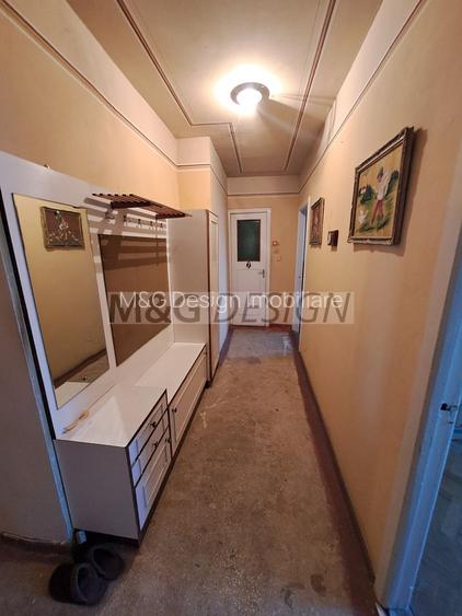 Etaj 2,  str Aries -Spitalul Judetean 3 camere - 10