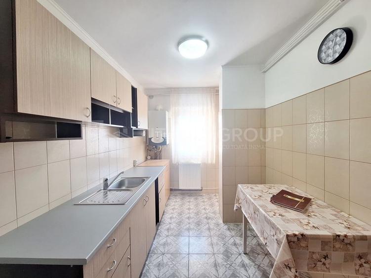 Apartament 3 camere, etaj intermediar, comision 0