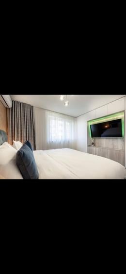 Apartament premium 2 camere,UrbanPlaxa,AC,Balcon panoramic 14 m, Boxa+ Parcare,