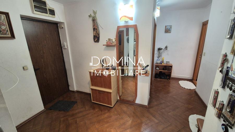 Vânzare apartament 3 camere – etaj 1 – ultracentral – strada Victoriei
