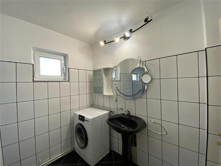 De Inchiriat 3 camere decomandate | Mobilat, utilat| Tractorul, Brasov
