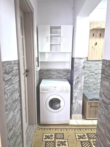 Apartament 2 camere decomandat zona Mihai Viteazu