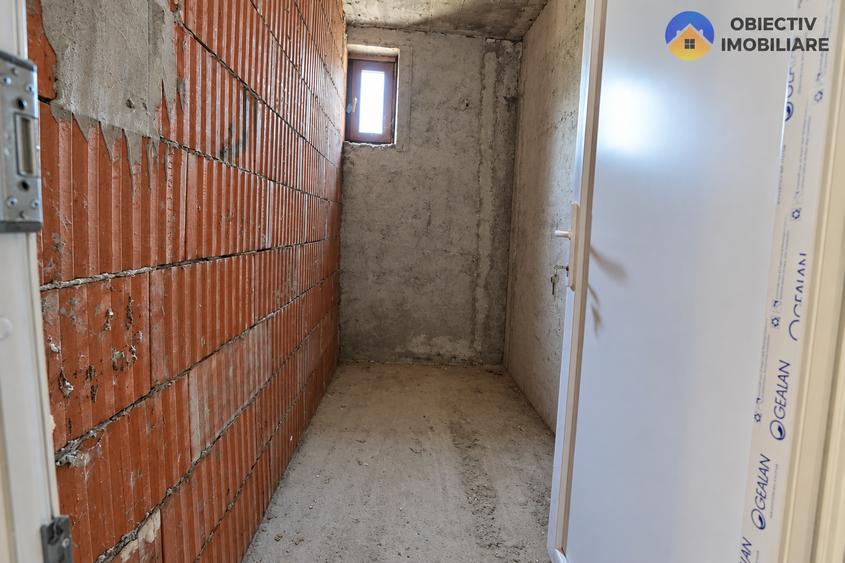 Casa D+P+1E, 232 mp, teren 2.405 mp, Pangarati, jud. Neamt