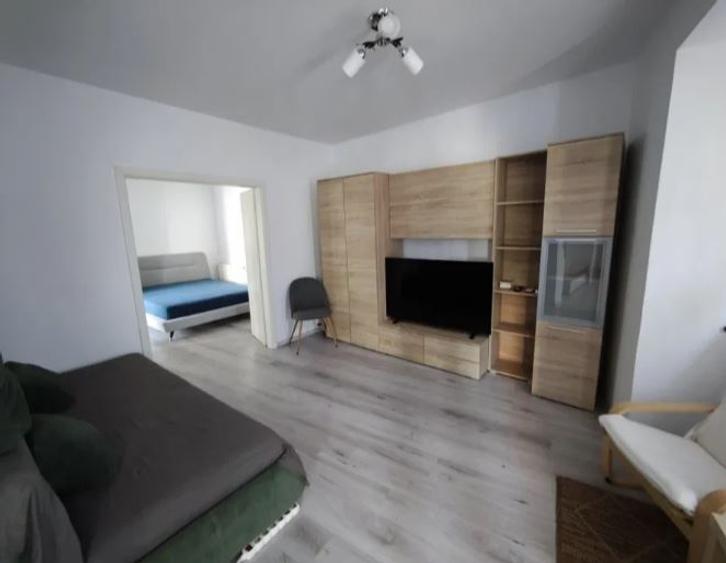 Alba Iulia,bl.reabilitat,et.1/4,Amenajat,2 balcoane,centrala,mobilat,complet