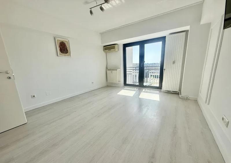 Apartament 4 Camere - Penthouse | Zona Unirii | Mobilat Partial