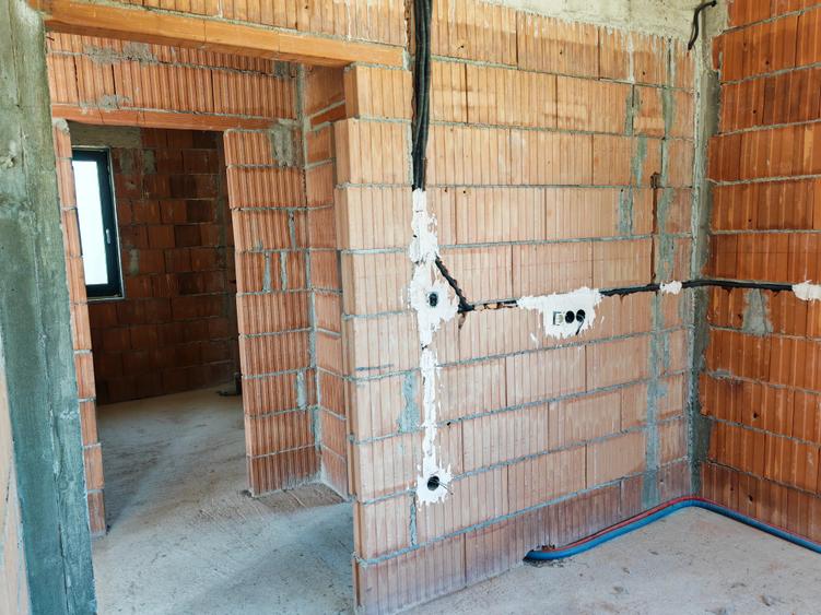 Casa 5 camere constructie noua RASNOV