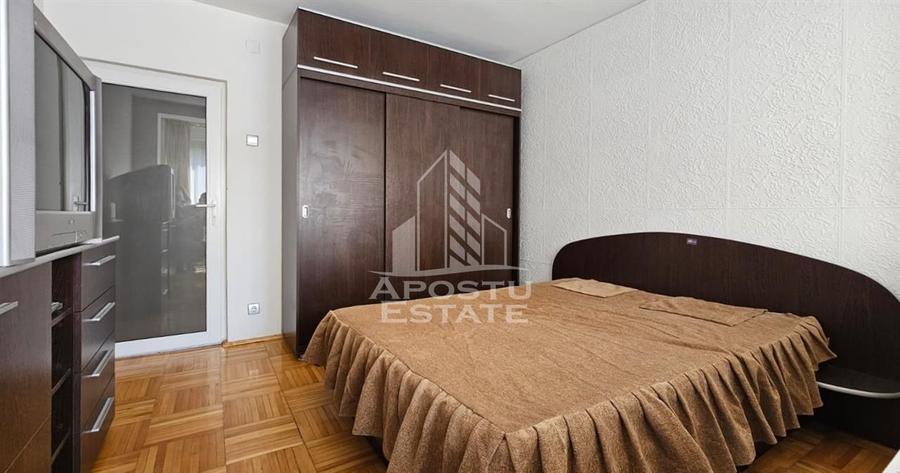 Apartament 2 camere decomandatin zona podgoria