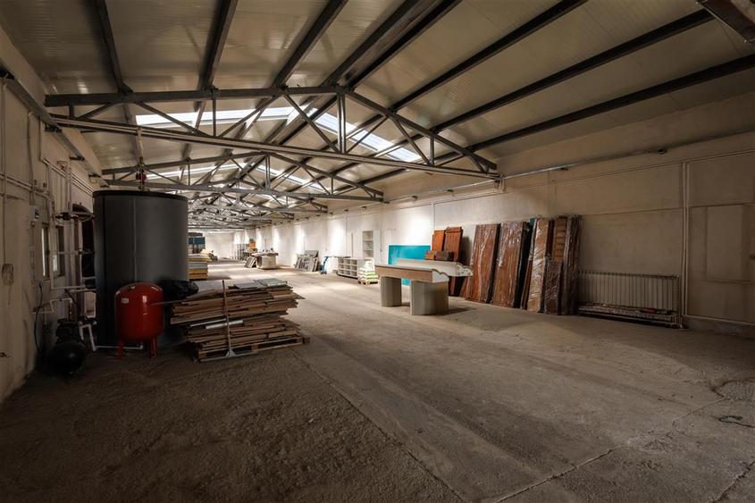 Hala Industriala Renovata + 1500 MP Teren Halchiu