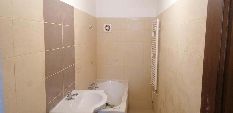 De inchiriat apartament cu doua camere ultracentral.