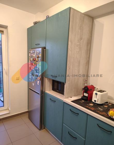 Apartament 2 camere, semidecomandat, 60 mp, etaj intermediar, zona Oașului