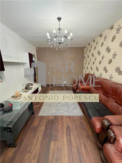Apartament 3 camere, curte proprie, Ploiesti, zona 9 Mai.