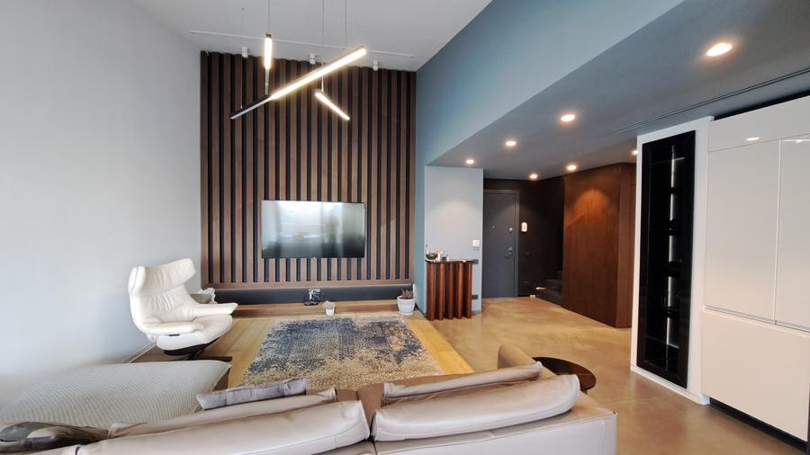 APARTAMENT 8 CAMERE CU SCARA INTERIOARA TIP LOFT -ULTRA LUX