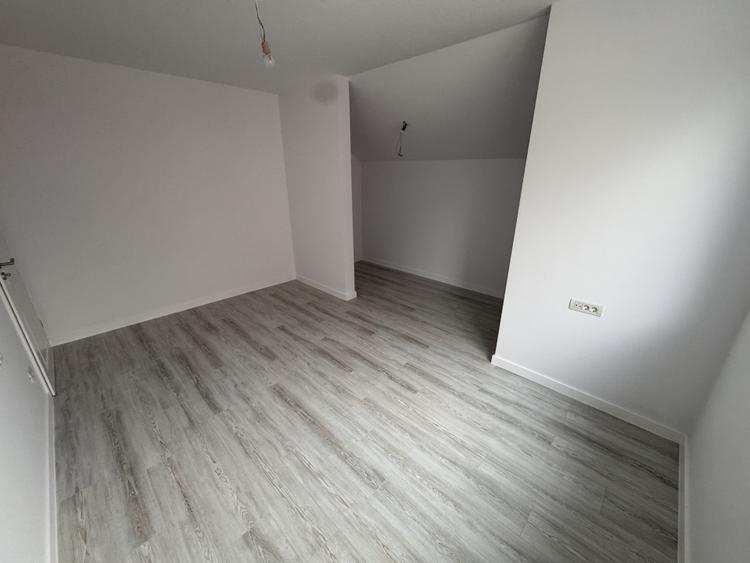 DIRECT DEZVOLTATOR , ZONA LIDL, 4 CAMERE