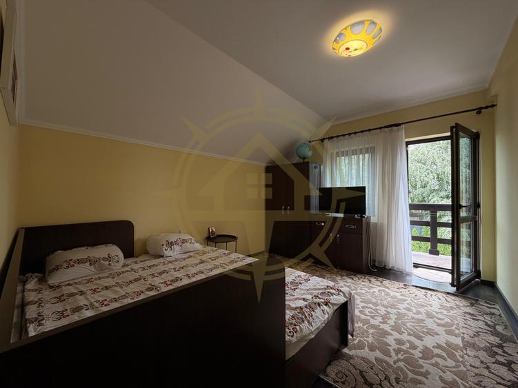 DOM00527 - Casa p+1 | Ungureni - Corbi mari | 3247mp | Livada | Panouri |