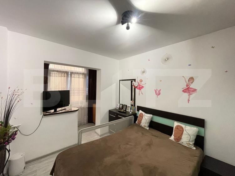Apartament 3 camere, 53 mp, zona Shaorma Amicii