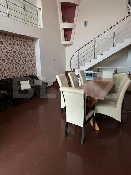 Casa 5 camere,teren 700 mp, foisor si gratar,Micesti